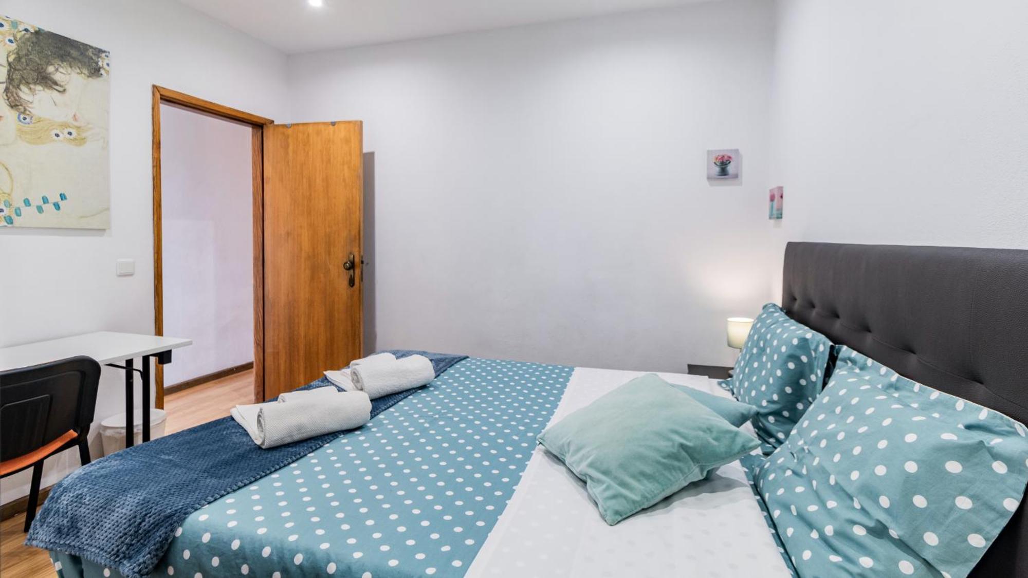 Cozy Eden Apartment By Unique Hosts بورتو الغرفة الصورة
